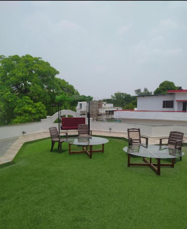 Mauji'S Villa Hotel & Guest House Allāhābād Junction Eksteriør billede